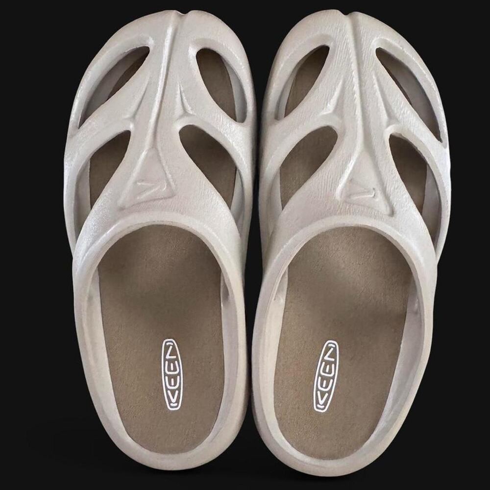 New keen cream shanti clogs